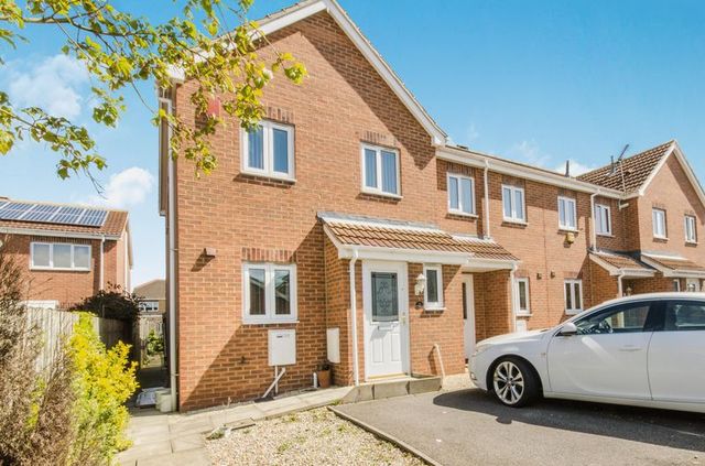  Image of 3 bedroom Detached house for sale in Northfield Grove South Kirkby Pontefract WF9 at Northfield Grove South Kirkby Pontefract, WF9 3AG