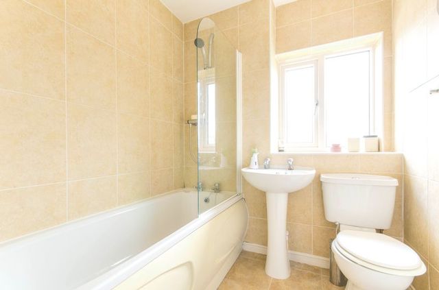  Image of 3 bedroom Detached house for sale in Northfield Grove South Kirkby Pontefract WF9 at Northfield Grove South Kirkby Pontefract, WF9 3AG