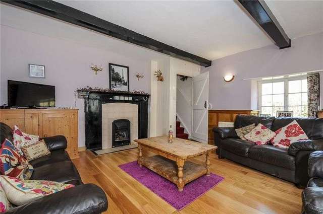  Image of 6 bedroom Detached house to rent in Bridge Terrace Bampton Tiverton EX16 at Oakford Bridge Bampton Tiverton, EX16 9JA