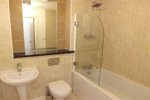  Image of 1 bedroom Flat to rent in The Crescent Plymouth PL1 at Plymouth, PL1 3FG