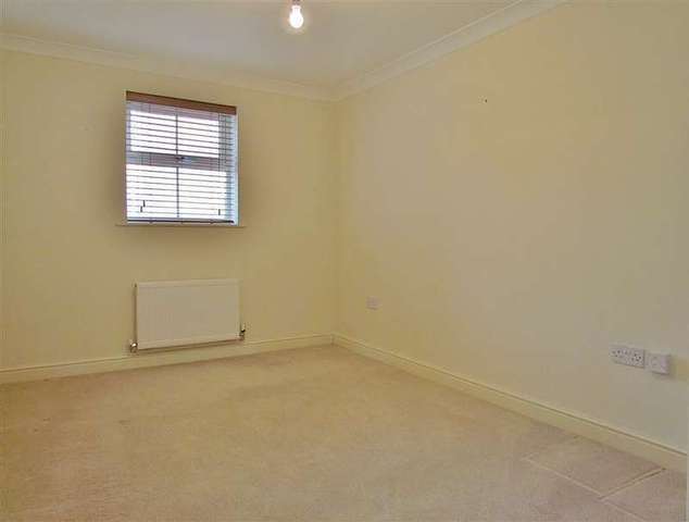  Image of 2 bedroom Apartment to rent in Ock Bridge Place Abingdon OX14 at Drayton Road  Abingdon, OX14 5FW