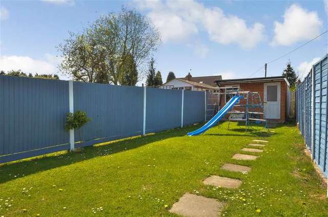  Image of 4 bedroom Bungalow for sale in Horsham Road Beare Green Dorking RH5 at Beare Green Dorking Dorking, RH5 4QU