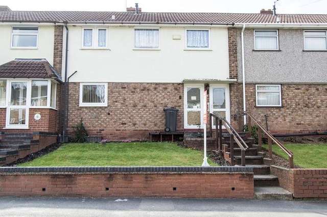  Image of 3 bedroom Terraced house for sale in Oldacre Road Oldbury B68 at Oldacre Road  Oldbury, B68 0RJ