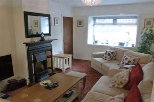  Image of 3 bedroom Detached house to rent in Olivers Mount Sheffield S9 at Sheffield, S9 4PB