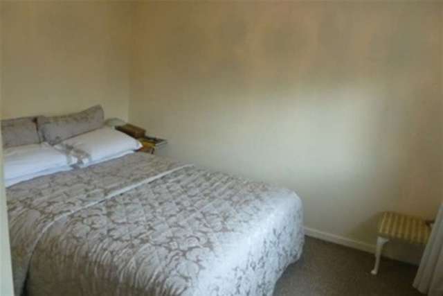  Image of 3 bedroom Detached house to rent in Olivers Mount Sheffield S9 at Sheffield, S9 4PB