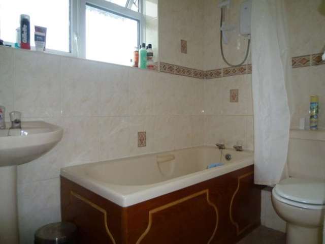  Image of 2 bedroom End of Terrace to rent in Open Hearth Close Griffithstown Pontypool NP4 at Pontypool, NP4 5JR