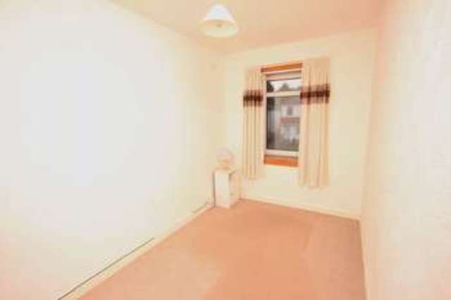  Image of 2 bedroom Semi-Detached house for sale in Orchard Park Avenue Thornliebank Glasgow G46 at Orchard Park Avenue Thornliebank Glasgow, G46 7BN