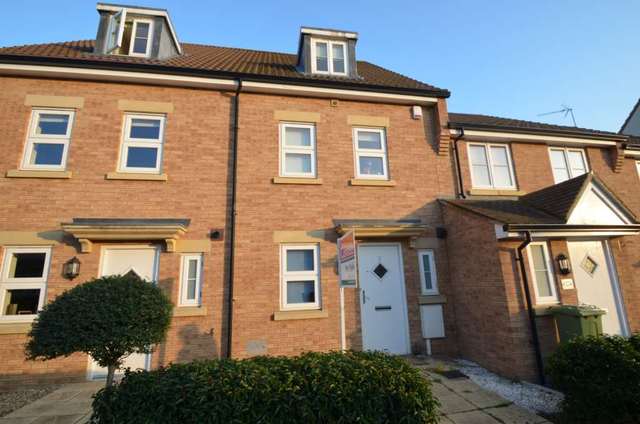 Image of 4 bedroom Town House for sale in Fonda Meadows Oxley Park Milton Keynes MK4 at Fonda Meadows Oxley Park Milton Keynes, MK4 4TQ