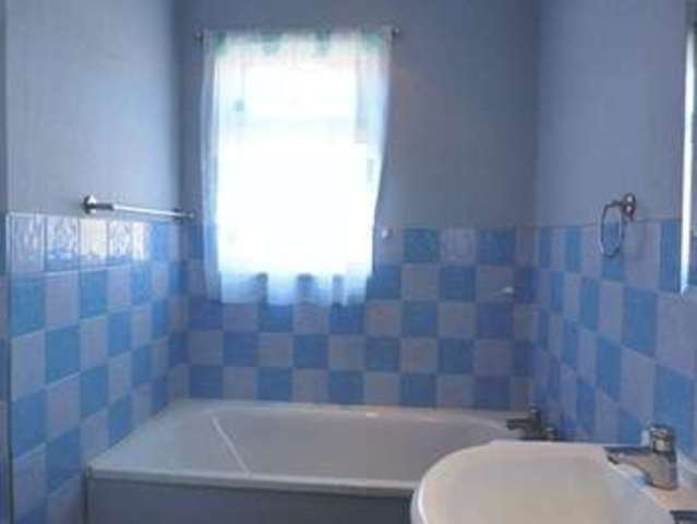  Image of 3 bedroom Detached house to rent in The Greenway Hurst Green Oxted RH8 at The Greenway  Oxted, RH8 0JD