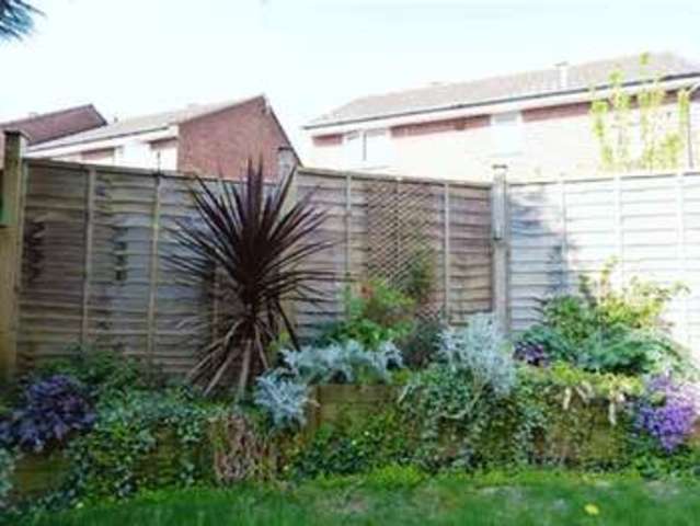  Image of 3 bedroom Detached house to rent in The Greenway Hurst Green Oxted RH8 at The Greenway  Oxted, RH8 0JD