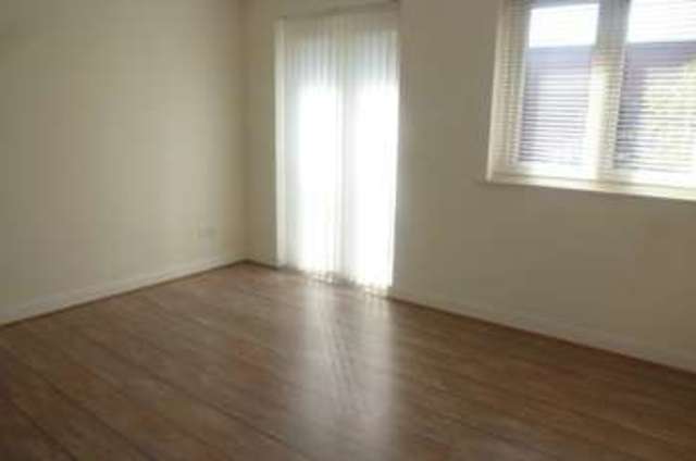  Image of 1 bedroom Flat to rent in Padiham Close Leigh WN7 at Padiham Close  Leigh, WN7 2RU