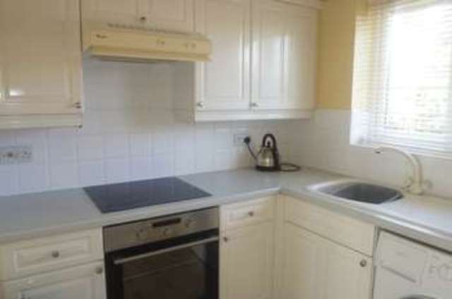  Image of 1 bedroom Flat to rent in Padiham Close Leigh WN7 at Padiham Close  Leigh, WN7 2RU
