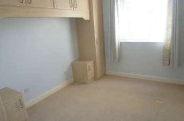  Image of 1 bedroom Flat to rent in Padiham Close Leigh WN7 at Padiham Close  Leigh, WN7 2RU