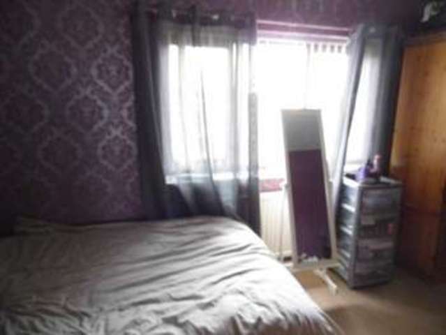 Image of 2 bedroom Semi-Detached house for sale in Padstow Road Nottingham NG5 at Nottingham Nottinghamshire Nottingham, NG5 5GH