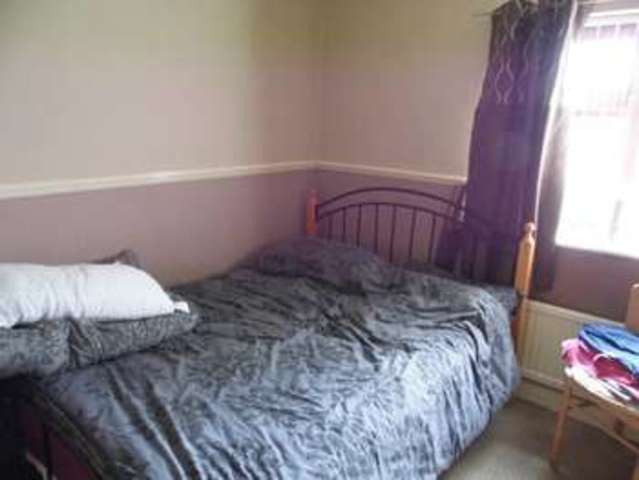  Image of 2 bedroom Semi-Detached house for sale in Padstow Road Nottingham NG5 at Nottingham Nottinghamshire Nottingham, NG5 5GH
