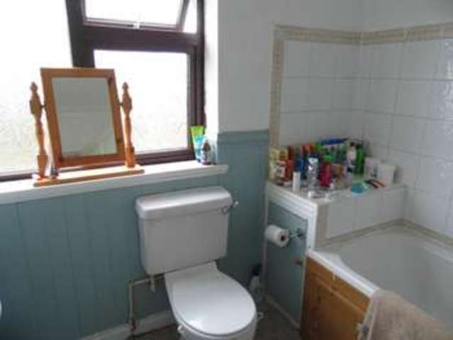  Image of 2 bedroom Semi-Detached house for sale in Padstow Road Nottingham NG5 at Nottingham Nottinghamshire Nottingham, NG5 5GH