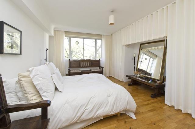  Image of 2 bedroom Flat to rent in Palace Gate London W8 at Palace Gate  London, W8 5NF