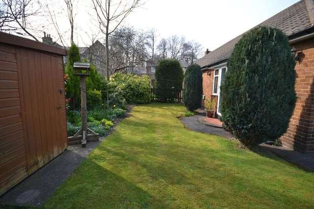  Image of 2 bedroom Detached house for sale in Park Avenue Wakefield WF2 at Wakefield West Yorkshire, WF2 8DS
