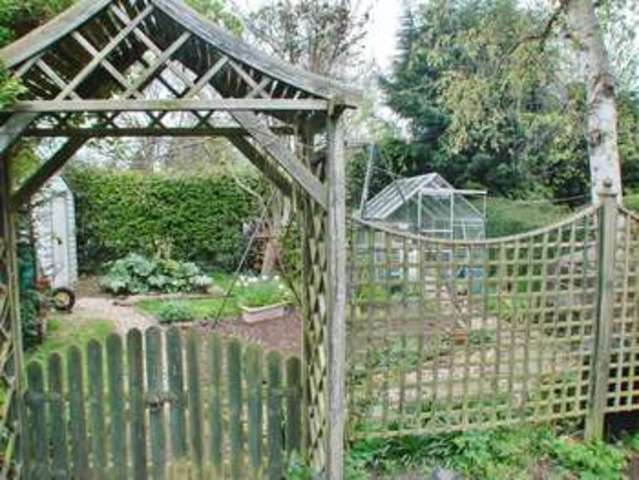  Image of 5 bedroom Detached house for sale in Park Road Radcliffe-on-Trent Nottingham NG12 at Park Road Radcliffe-On-Trent Nottingham, NG12 1AS