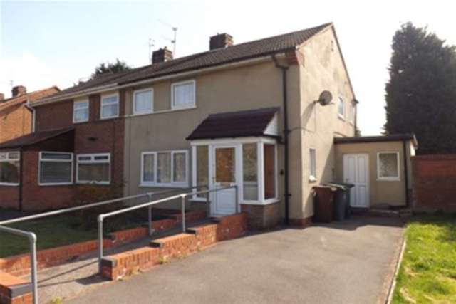  Image of 2 bedroom Semi-Detached house to rent in Patshull Avenue Wolverhampton WV10 at Wolverhampton, WV10 6RE