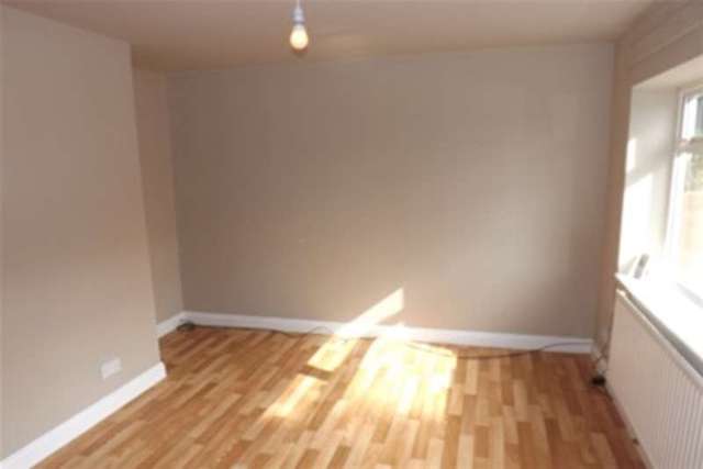  Image of 2 bedroom Semi-Detached house to rent in Patshull Avenue Wolverhampton WV10 at Wolverhampton, WV10 6RE