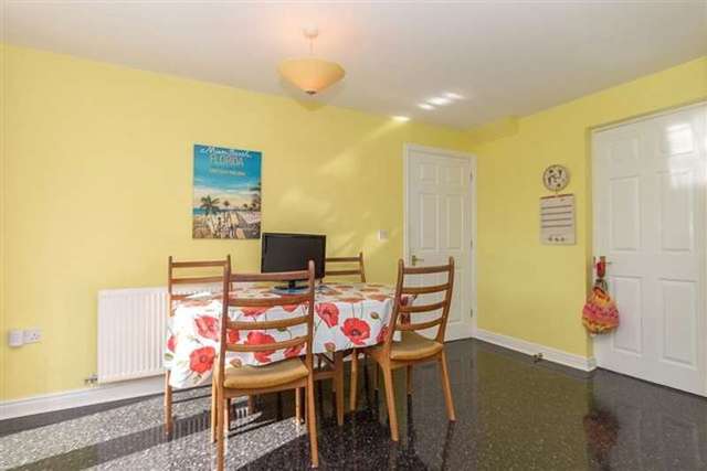 Image of 5 bedroom Detached house for sale in Pear Tree Way Wychbold Droitwich WR9 at Pear Tree Way Wychbold Droitwich, WR9 7JW