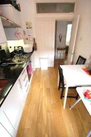  Image of 1 bedroom Flat to rent in Petherton Road London N5 at Highbury London Highbury, N5 2RG