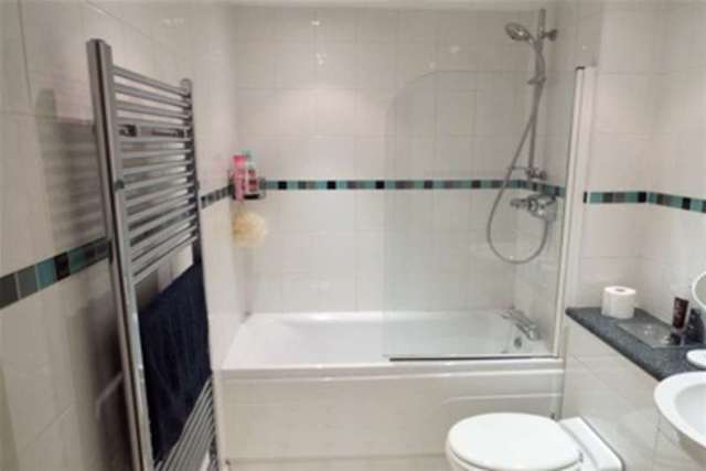  Image of 2 bedroom Flat to rent in Coombs Road Worcester WR3 at Worcester, WR3 7HW