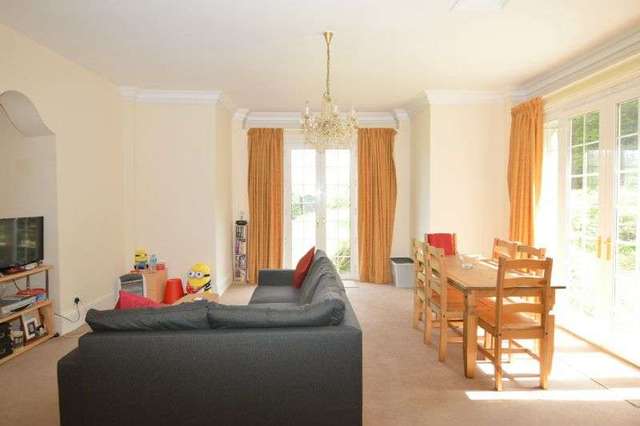  Image of 1 bedroom Terraced house to rent in Pilton Lane Exeter EX1 at Pinhoe  Exeter, EX1 3RA