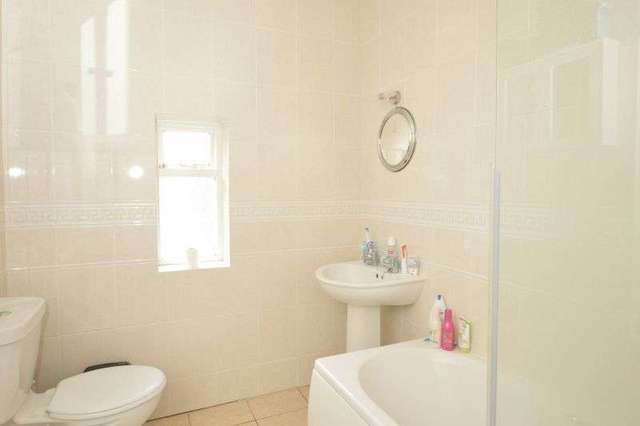  Image of 1 bedroom Terraced house to rent in Pilton Lane Exeter EX1 at Pinhoe  Exeter, EX1 3RA