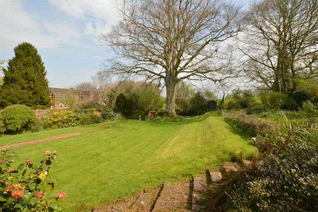  Image of 1 bedroom Terraced house to rent in Pilton Lane Exeter EX1 at Pinhoe  Exeter, EX1 3RA
