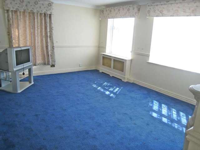 Image of 4 bedroom Detached house for sale in Plantation Avenue Shadwell Leeds LS17 at Shadwell Leeds Leeds, LS17 8TB