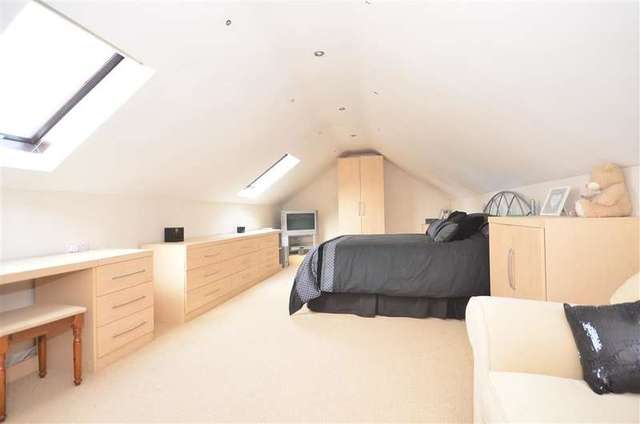  Image of 4 bedroom Bungalow for sale in Potash Road Billericay CM11 at Billericay Essex Billericay, CM11 1DJ
