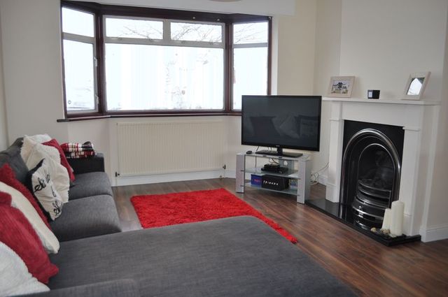  Image of 3 bedroom Terraced house to rent in Prince of Wales Road Sutton SM1 at Prince of Wales Road  Sutton, SM1 3PE