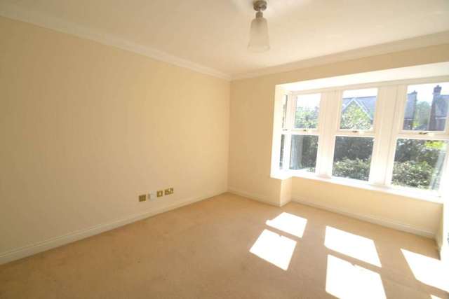 Image of 7 bedroom Detached house to rent in Quarry Gardens Leatherhead KT22 at Quarry Gardens  Leatherhead, KT22 8UE