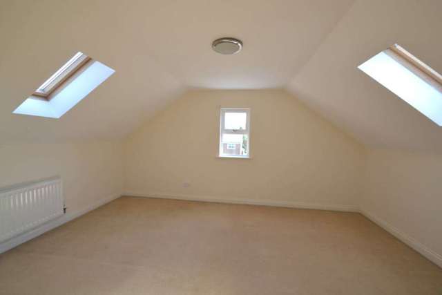  Image of 7 bedroom Detached house to rent in Quarry Gardens Leatherhead KT22 at Quarry Gardens  Leatherhead, KT22 8UE