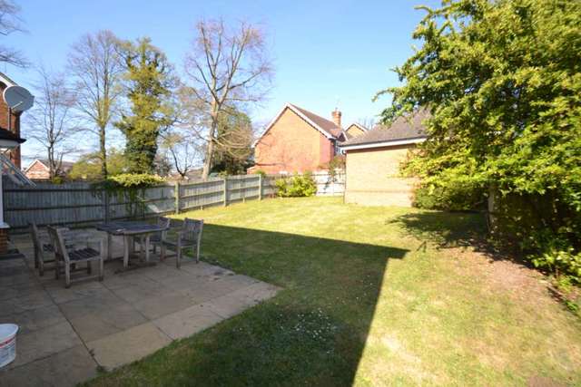  Image of 7 bedroom Detached house to rent in Quarry Gardens Leatherhead KT22 at Quarry Gardens  Leatherhead, KT22 8UE