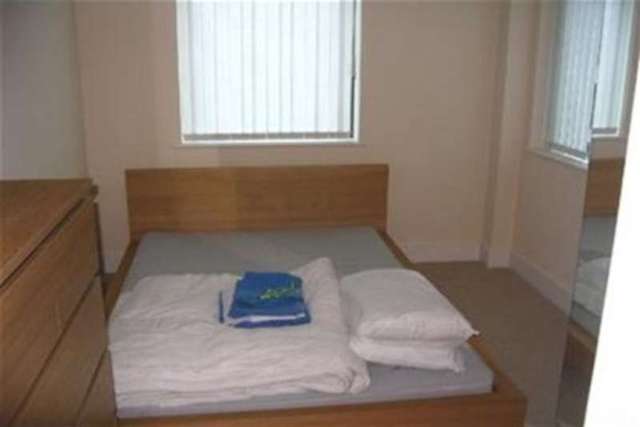  Image of 2 bedroom Flat to rent in Close Newcastle upon Tyne NE1 at Newcastle upon Tyne, NE1 3RF