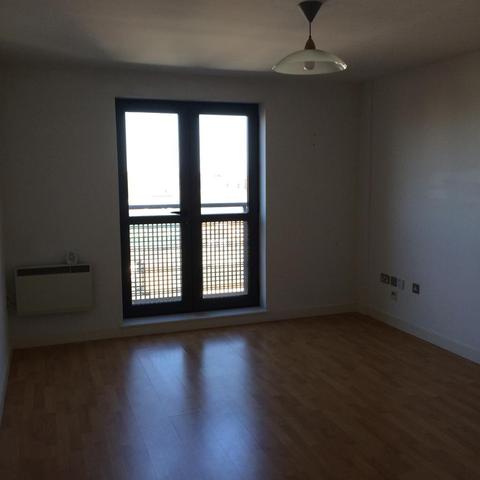  Image of 2 bedroom Apartment for sale in Queens Dock Avenue Hull HU1 at 55 Queens Dock Avenue  Hull, HU1 3DR