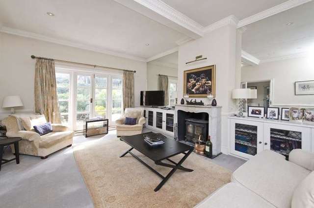  Image of 2 bedroom Detached house for sale in Queens Ride London SW13 at Queens Ride  London, SW13 0HX