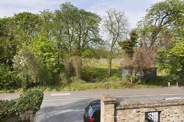  Image of 2 bedroom Detached house for sale in Queens Ride London SW13 at Queens Ride  London, SW13 0HX