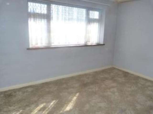  Image of 2 bedroom Flat for sale in Woodside Close Rainham RM13 at Rainham  Rainham, RM13 9PB