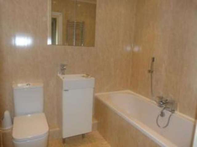  Image of 2 bedroom Flat for sale in Woodside Close Rainham RM13 at Rainham  Rainham, RM13 9PB