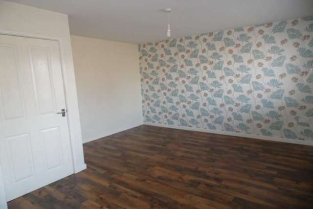  Image of 3 bedroom Terraced house to rent in Rands Lane Armthorpe Doncaster DN3 at RANDS LANE ARMTHORPE DONCASTER, DN3 3DY