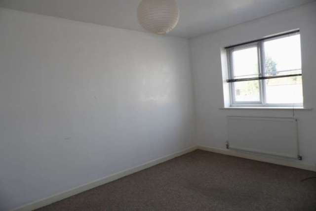  Image of 3 bedroom Terraced house to rent in Rands Lane Armthorpe Doncaster DN3 at RANDS LANE ARMTHORPE DONCASTER, DN3 3DY