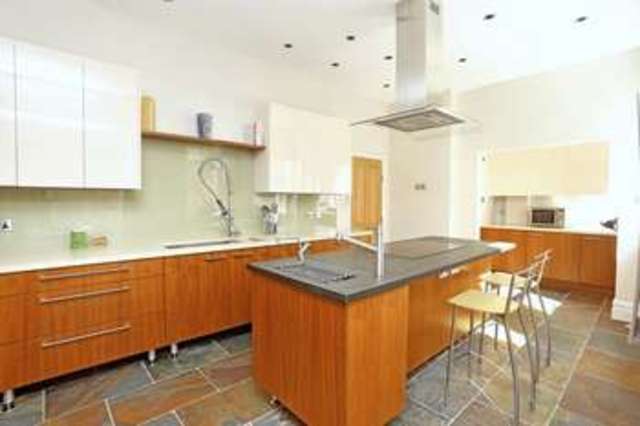  Image of 5 bedroom Semi-Detached house for sale in Ravenswood Road Cotham Bristol BS6 at Ravenswood Road  Bristol, BS6 6BN