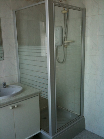  Image of 2 bedroom Terraced house to rent in Recreation Place Leeds LS11 at Recreation Place  Leeds, LS11 0AN