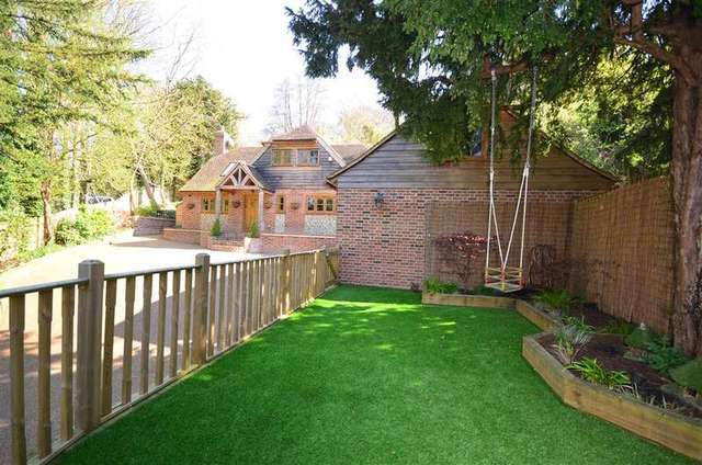  Image of 3 bedroom Detached house for sale in Rhododendron Avenue Meopham Gravesend DA13 at Culverstone Meopham Meopham, DA13 0TT