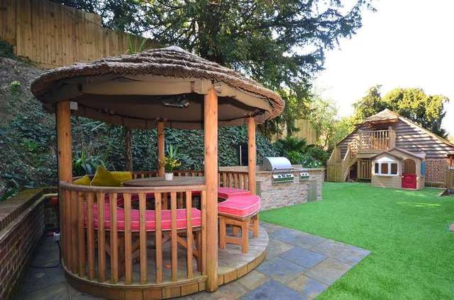  Image of 3 bedroom Detached house for sale in Rhododendron Avenue Meopham Gravesend DA13 at Culverstone Meopham Meopham, DA13 0TT