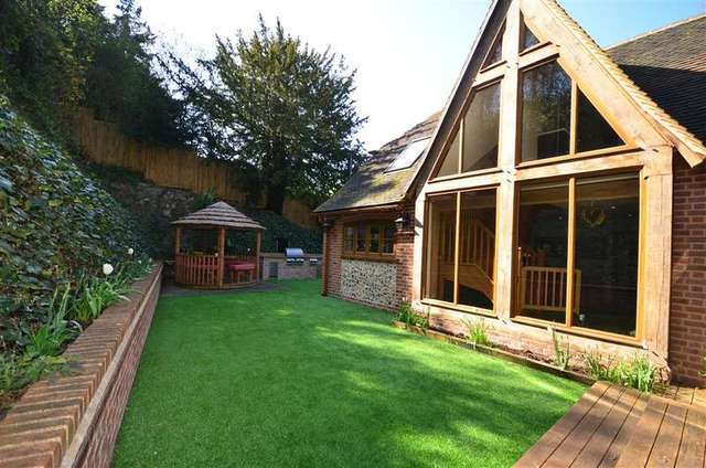 Image of 3 bedroom Detached house for sale in Rhododendron Avenue Meopham Gravesend DA13 at Culverstone Meopham Meopham, DA13 0TT